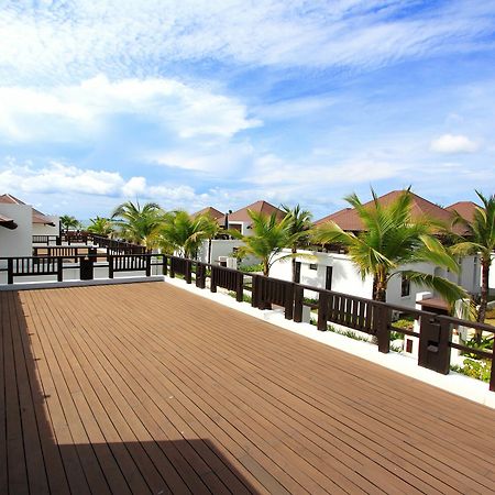 The Oriental Beach Pool Villa & Village Rayong Extérieur photo